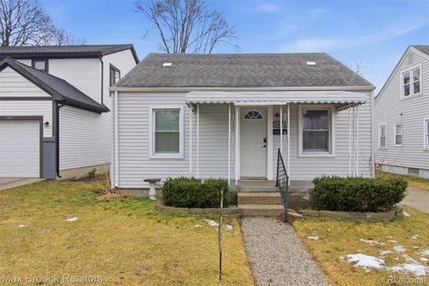 1448 E HARRY Avenue Hazel Park City MI 48030