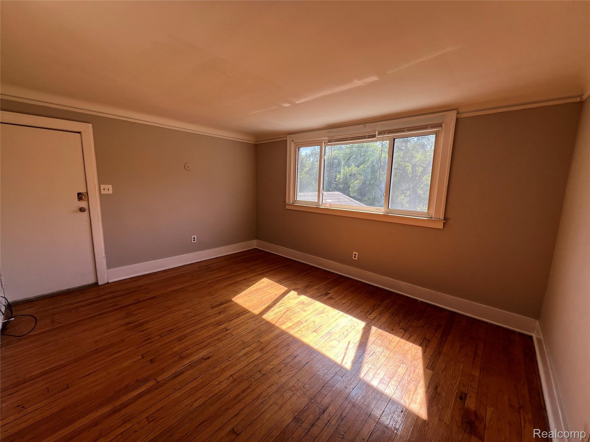 12048 Meyers Rd