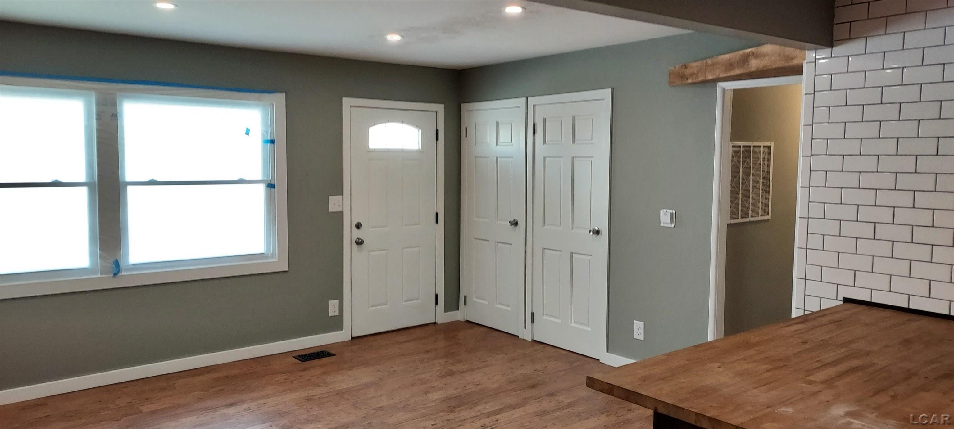 1169 Division Street