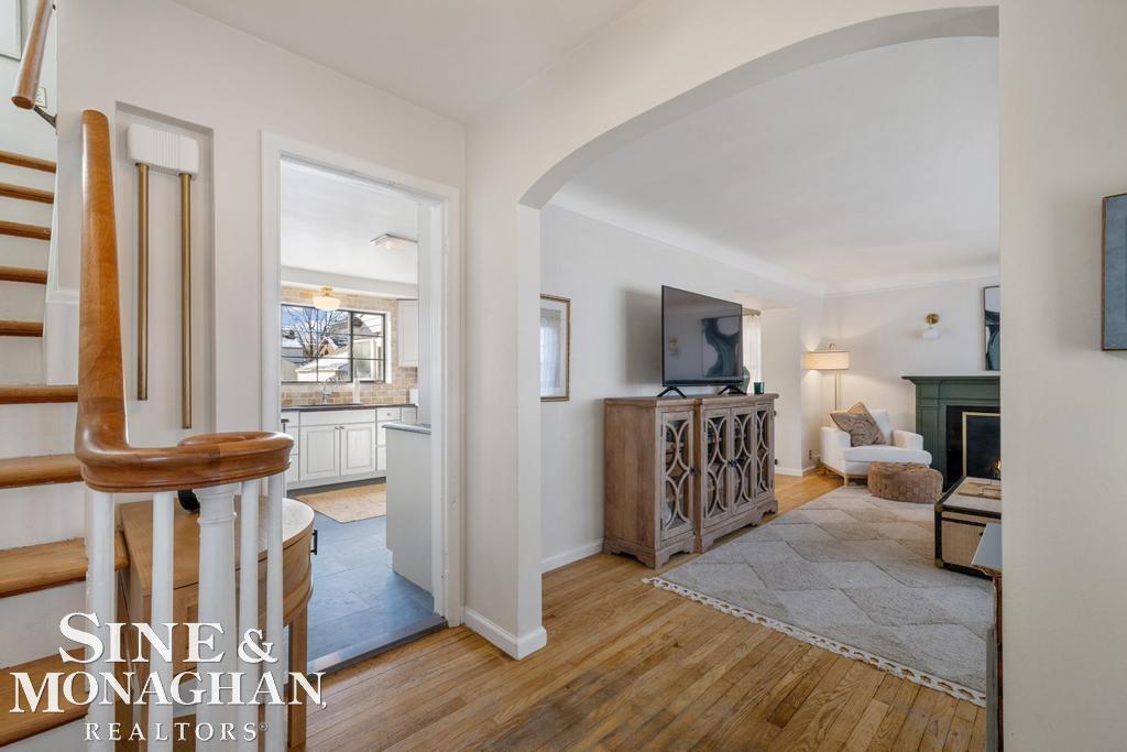 1971 Littlestone Road