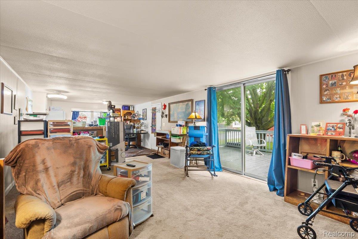 Village Of Clarkston City, Michigan 48348, United States, 2 Bedrooms Bedrooms, ,1 BathroomBathrooms,Residential,Active,139701