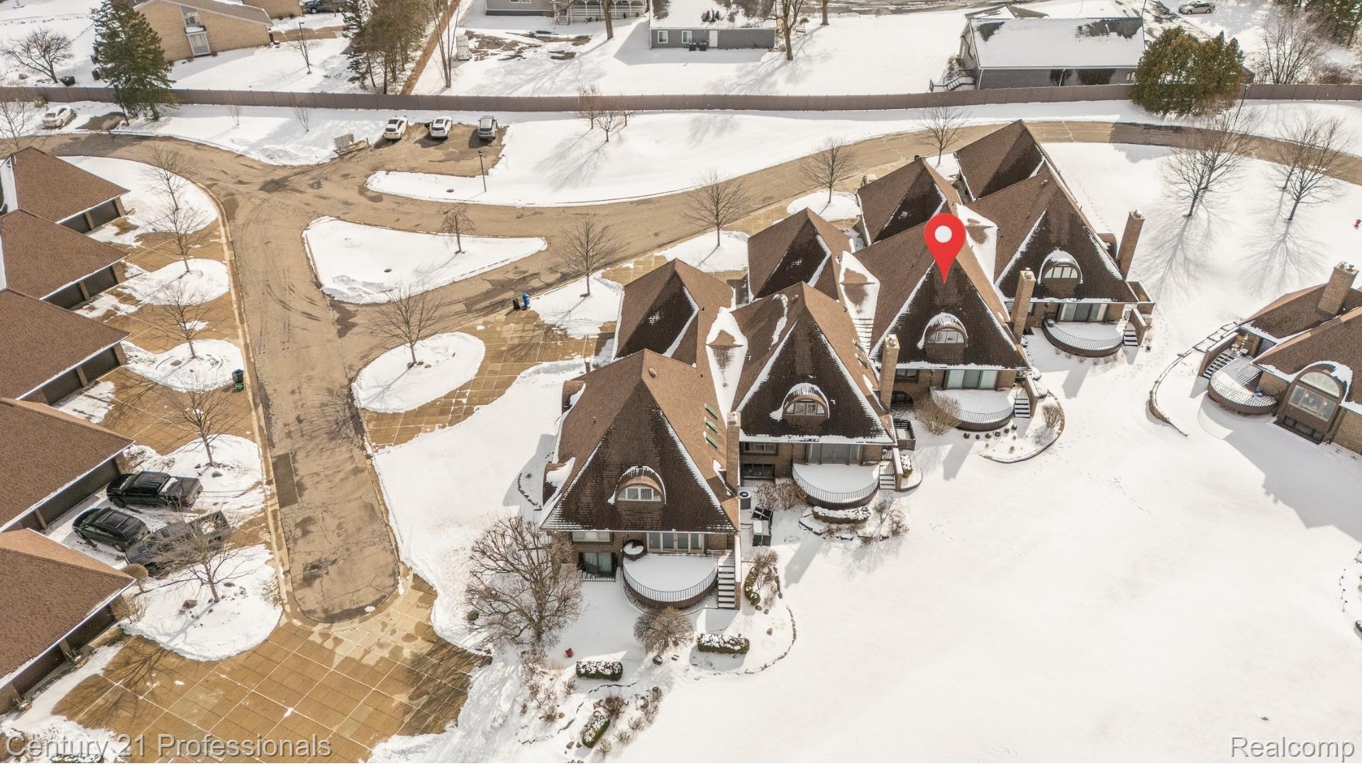 9095 S Saginaw Road #5