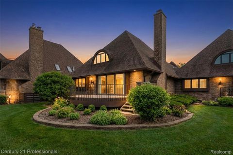 9095 S Saginaw Road 5 Grand Blanc Charter Township MI 48439