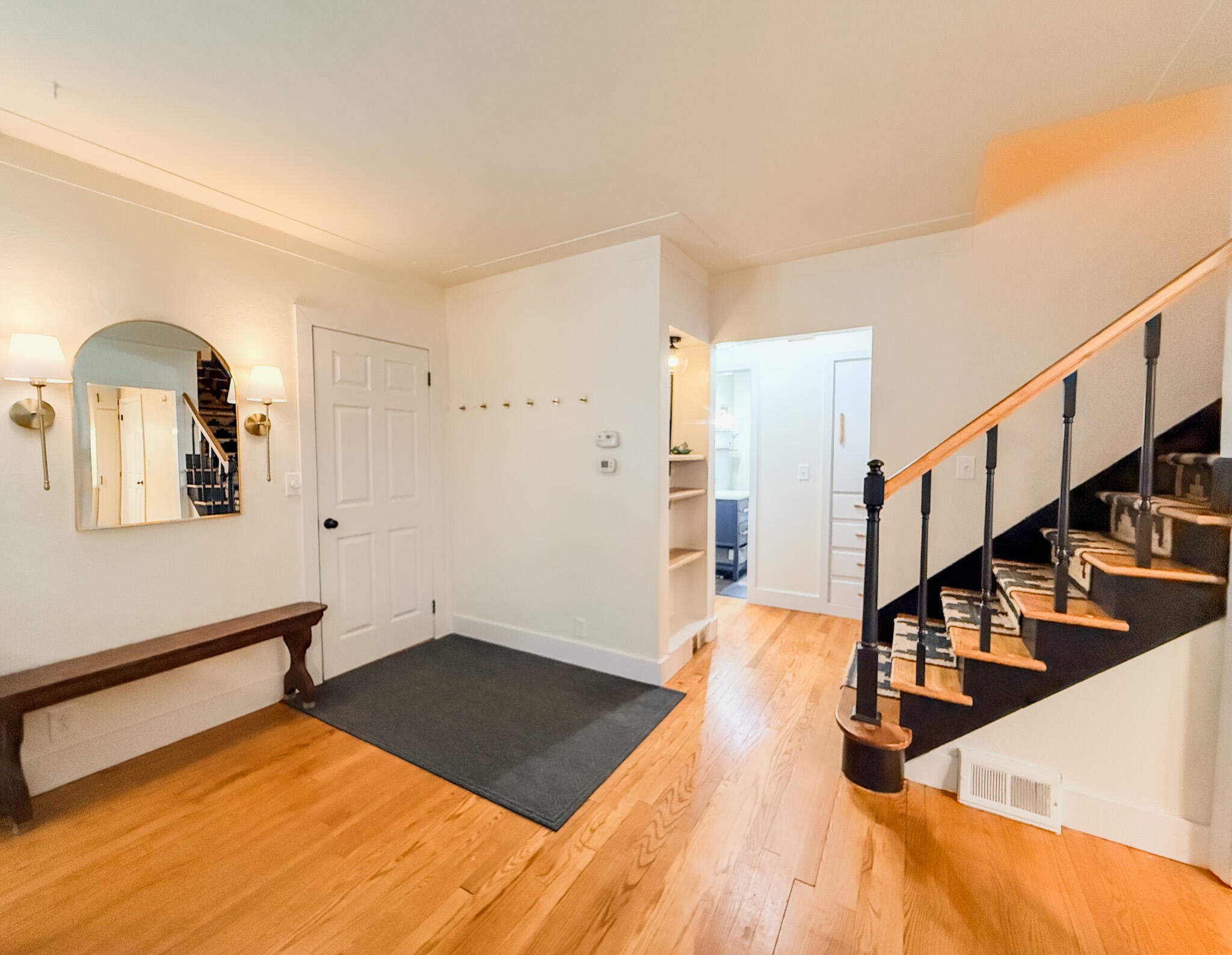 2964 Foster Avenue NE