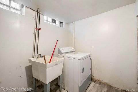 Tiny photo for 520 Linda Vista Drive, Pontiac City, MI 48342 (MLS # 20261021763)