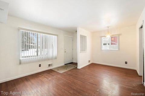 Tiny photo for 520 Linda Vista Drive, Pontiac City, MI 48342 (MLS # 20261021763)