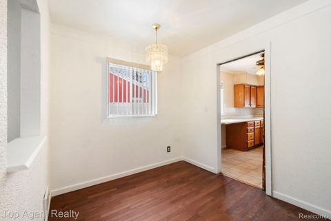 Tiny photo for 520 Linda Vista Drive, Pontiac City, MI 48342 (MLS # 20261021763)