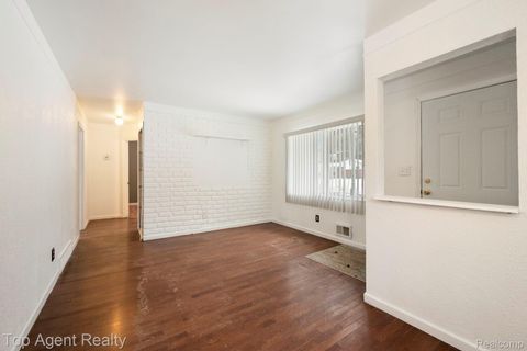 Tiny photo for 520 Linda Vista Drive, Pontiac City, MI 48342 (MLS # 20261021763)