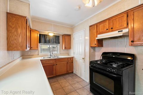 Tiny photo for 520 Linda Vista Drive, Pontiac City, MI 48342 (MLS # 20261021763)