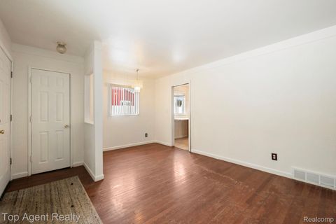 Tiny photo for 520 Linda Vista Drive, Pontiac City, MI 48342 (MLS # 20261021763)