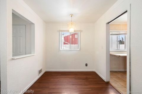 Tiny photo for 520 Linda Vista Drive, Pontiac City, MI 48342 (MLS # 20261021763)