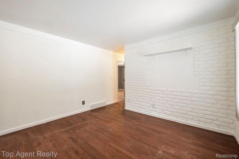 Tiny photo for 520 Linda Vista Drive, Pontiac City, MI 48342 (MLS # 20261021763)