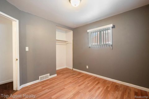 Tiny photo for 520 Linda Vista Drive, Pontiac City, MI 48342 (MLS # 20261021763)