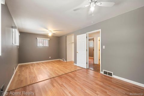 Tiny photo for 520 Linda Vista Drive, Pontiac City, MI 48342 (MLS # 20261021763)