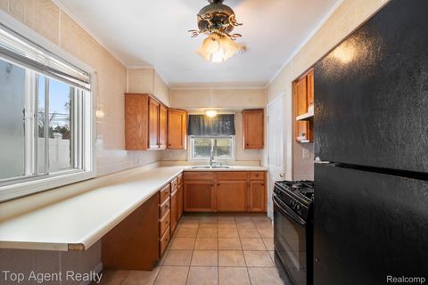 Tiny photo for 520 Linda Vista Drive, Pontiac City, MI 48342 (MLS # 20261021763)