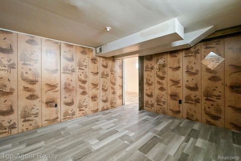 Tiny photo for 520 Linda Vista Drive, Pontiac City, MI 48342 (MLS # 20261021763)