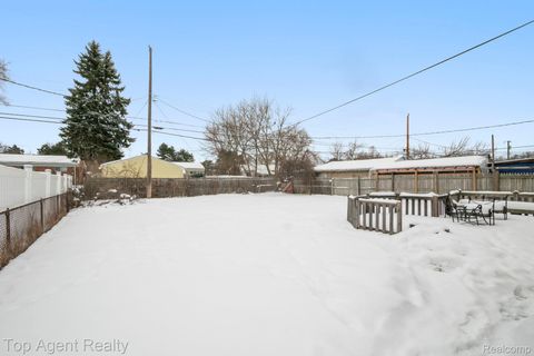 Tiny photo for 520 Linda Vista Drive, Pontiac City, MI 48342 (MLS # 20261021763)