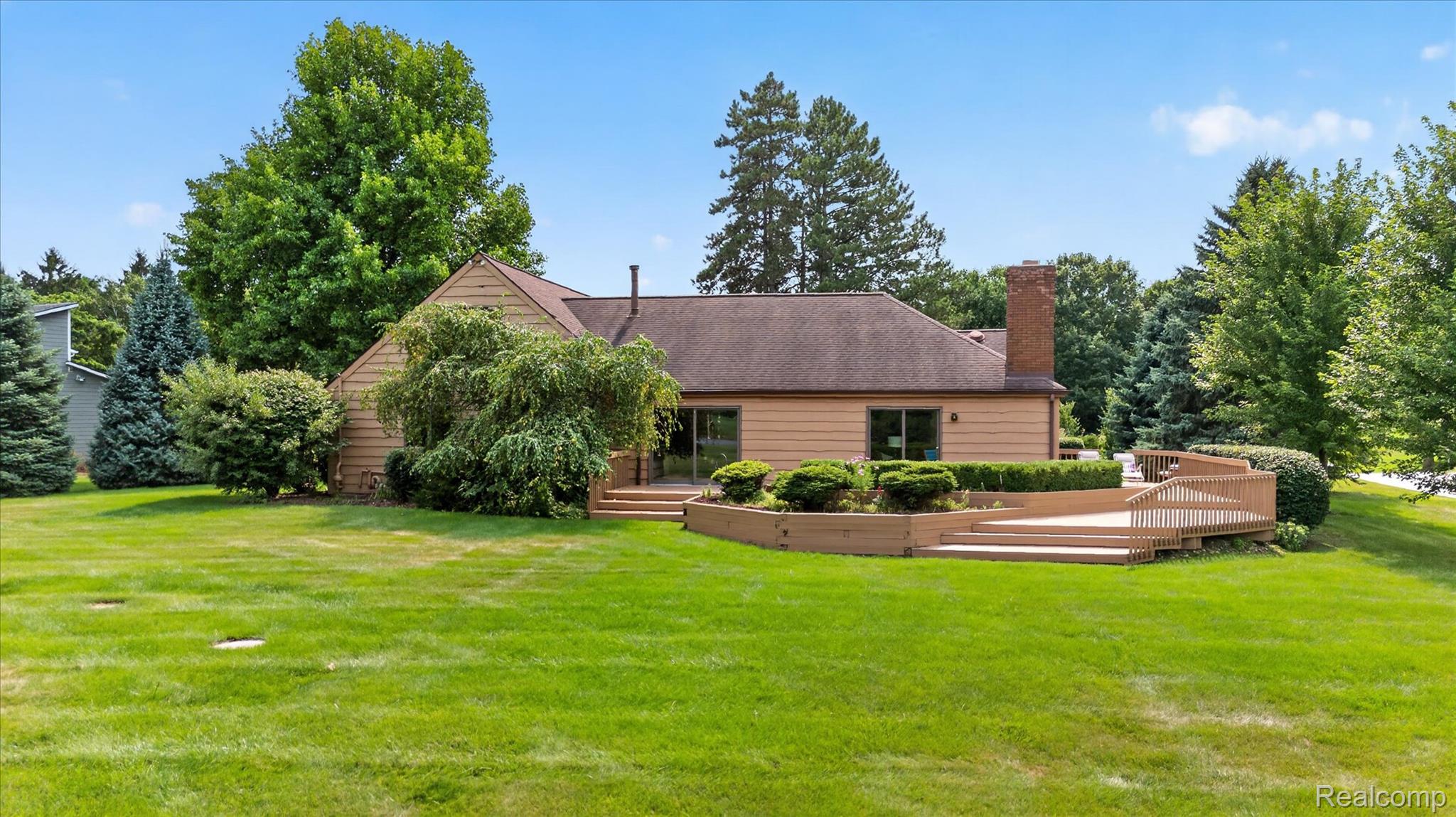 5461 Countryside Drive
