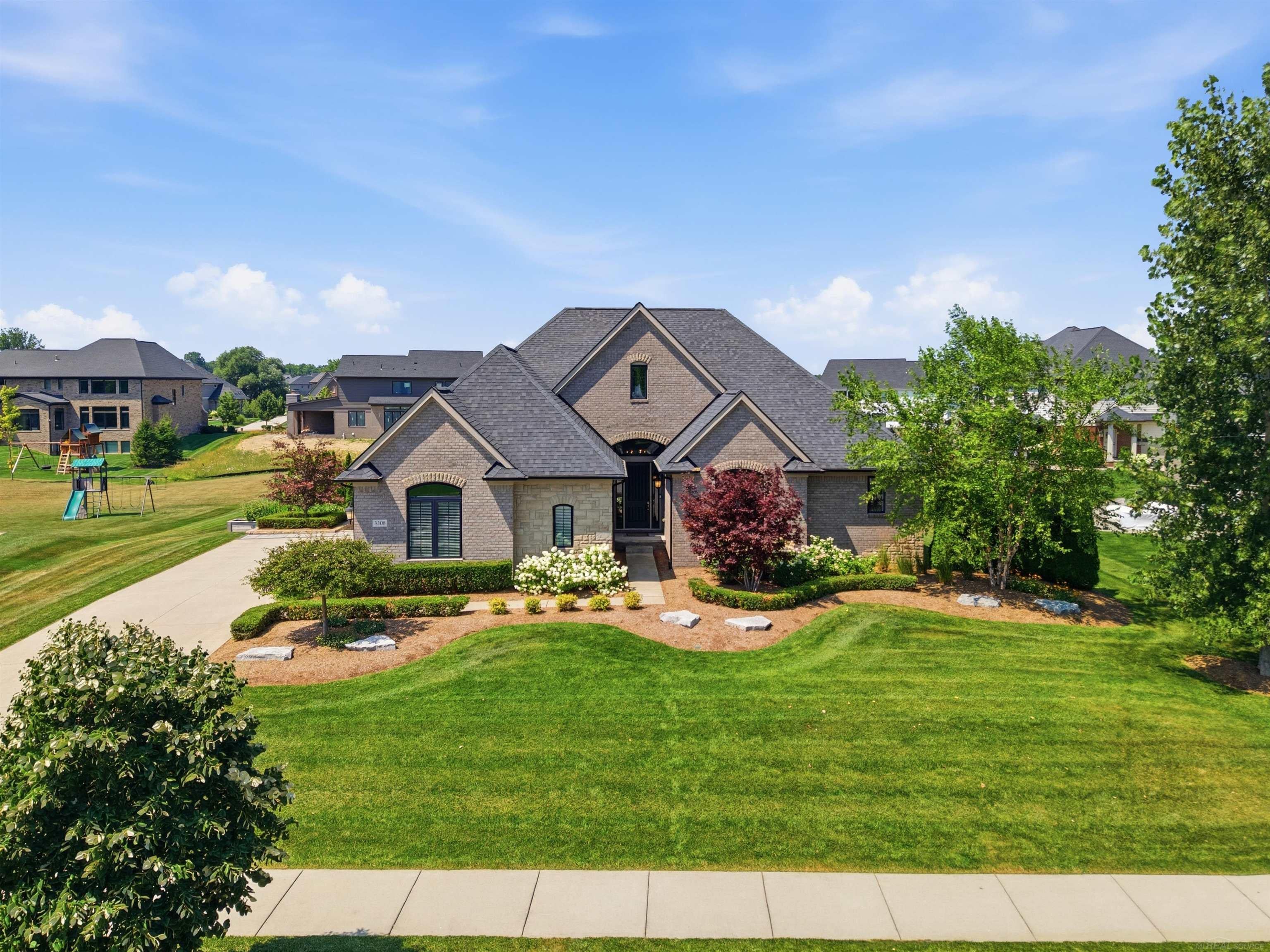 3308 Grantham Court