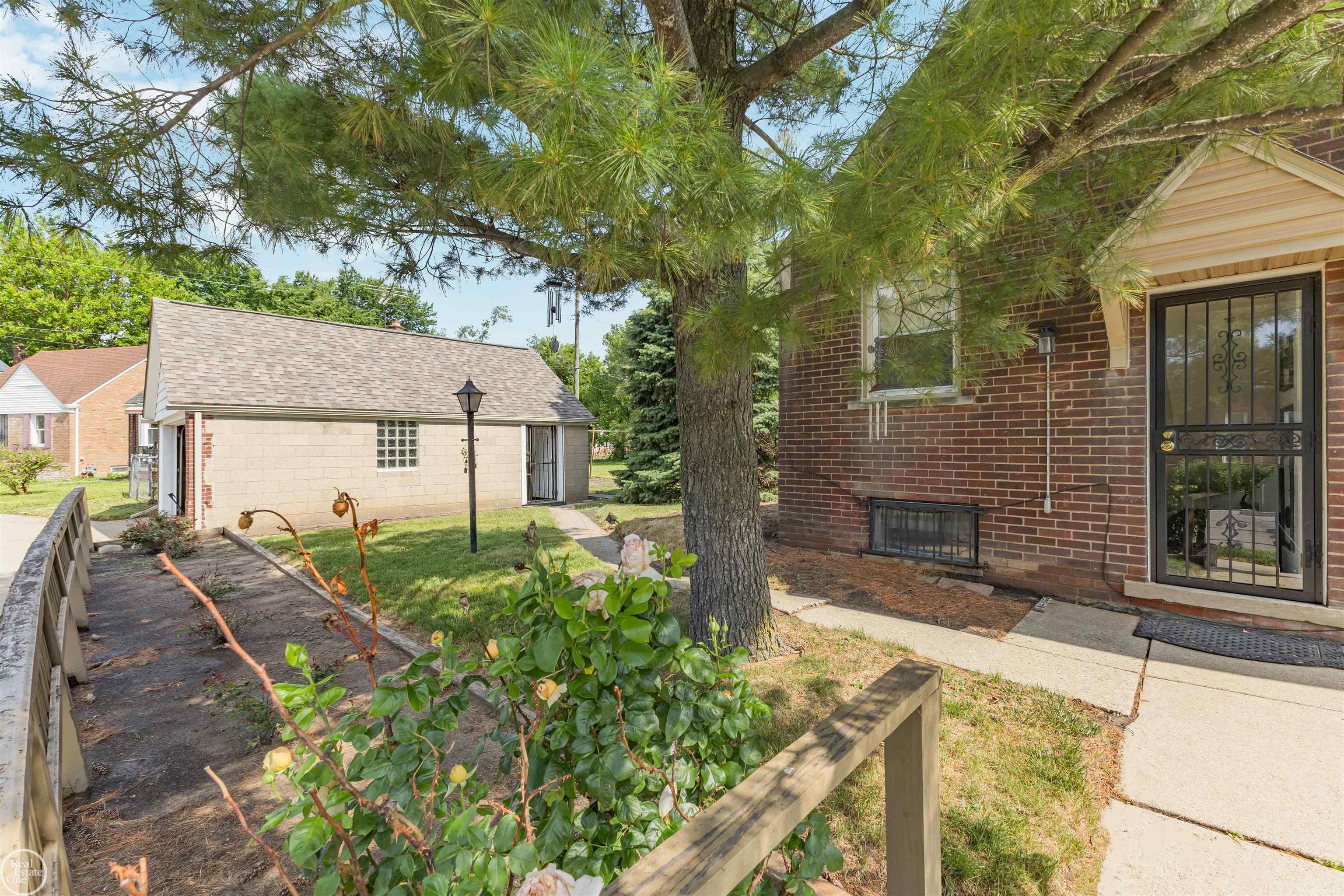 19505 Kelly Road