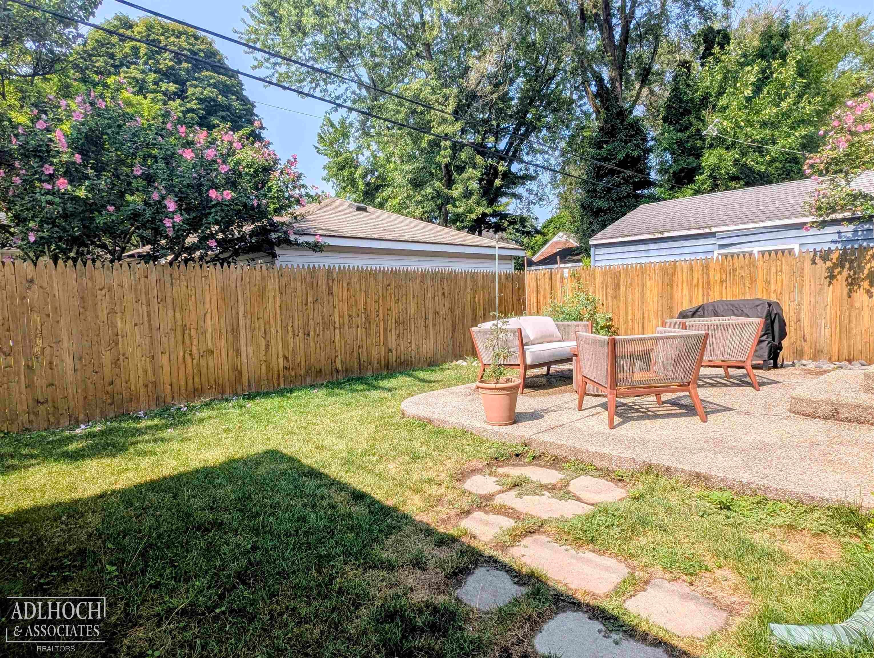 75 Mapleton Road