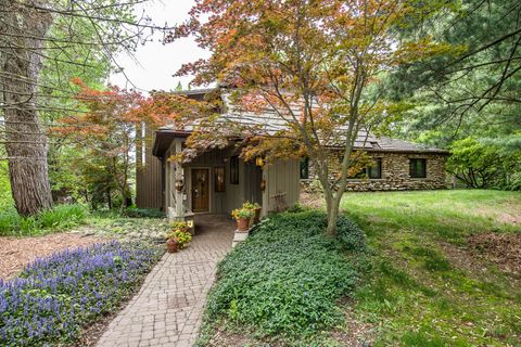 10985 E Pleasant Lake Road Freedom Township MI 48158