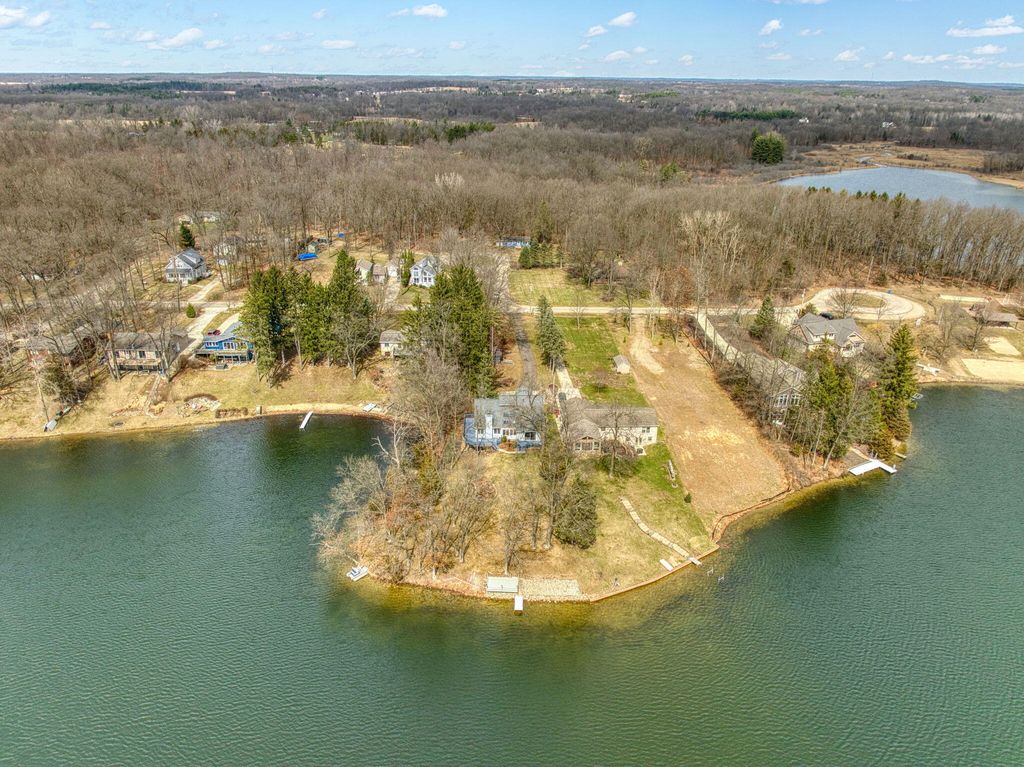 listing image 64