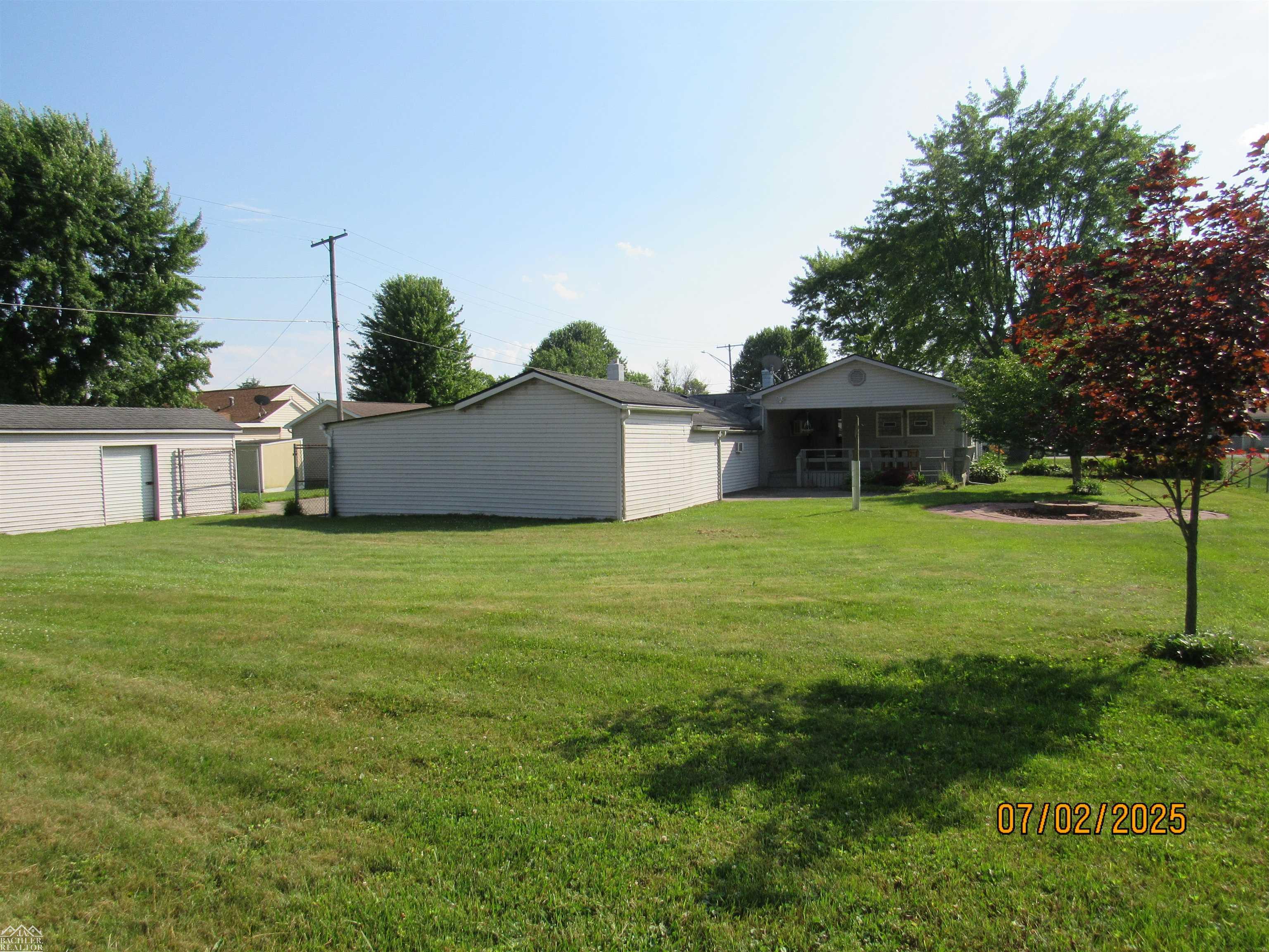 2566 Lewis Drive