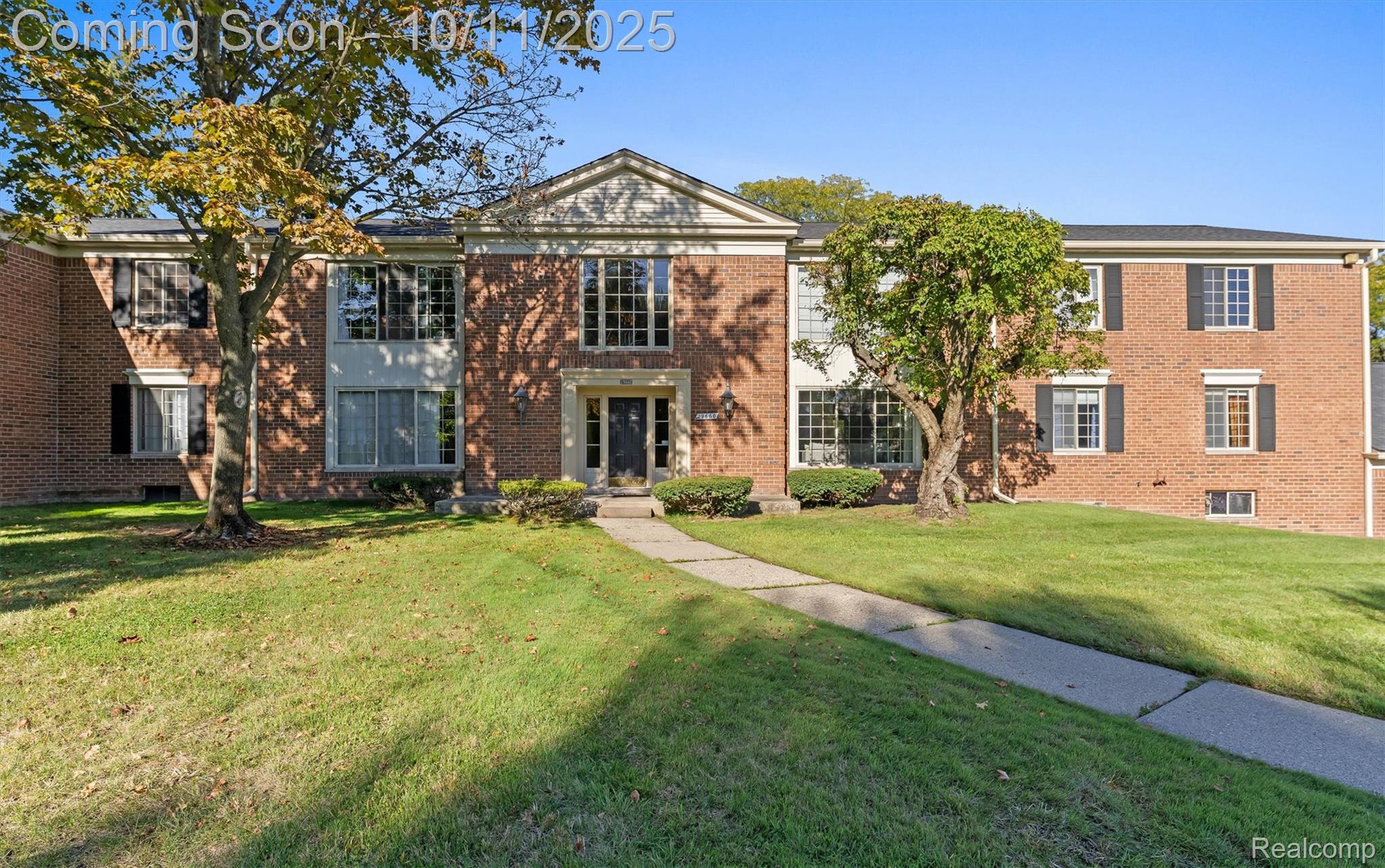 29660 Middlebelt Road 1102