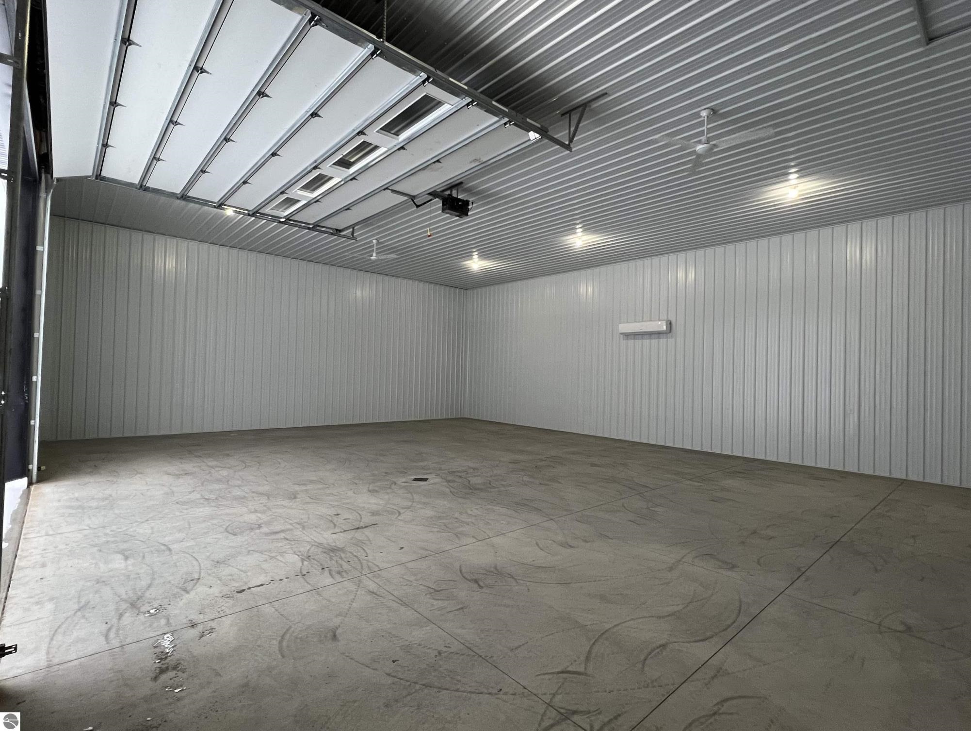 7450 Glendale