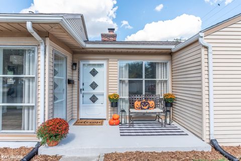 26700 Belanger Street Roseville City MI 48066