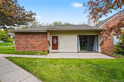 418 Water Tower Circle Brighton City MI 48116