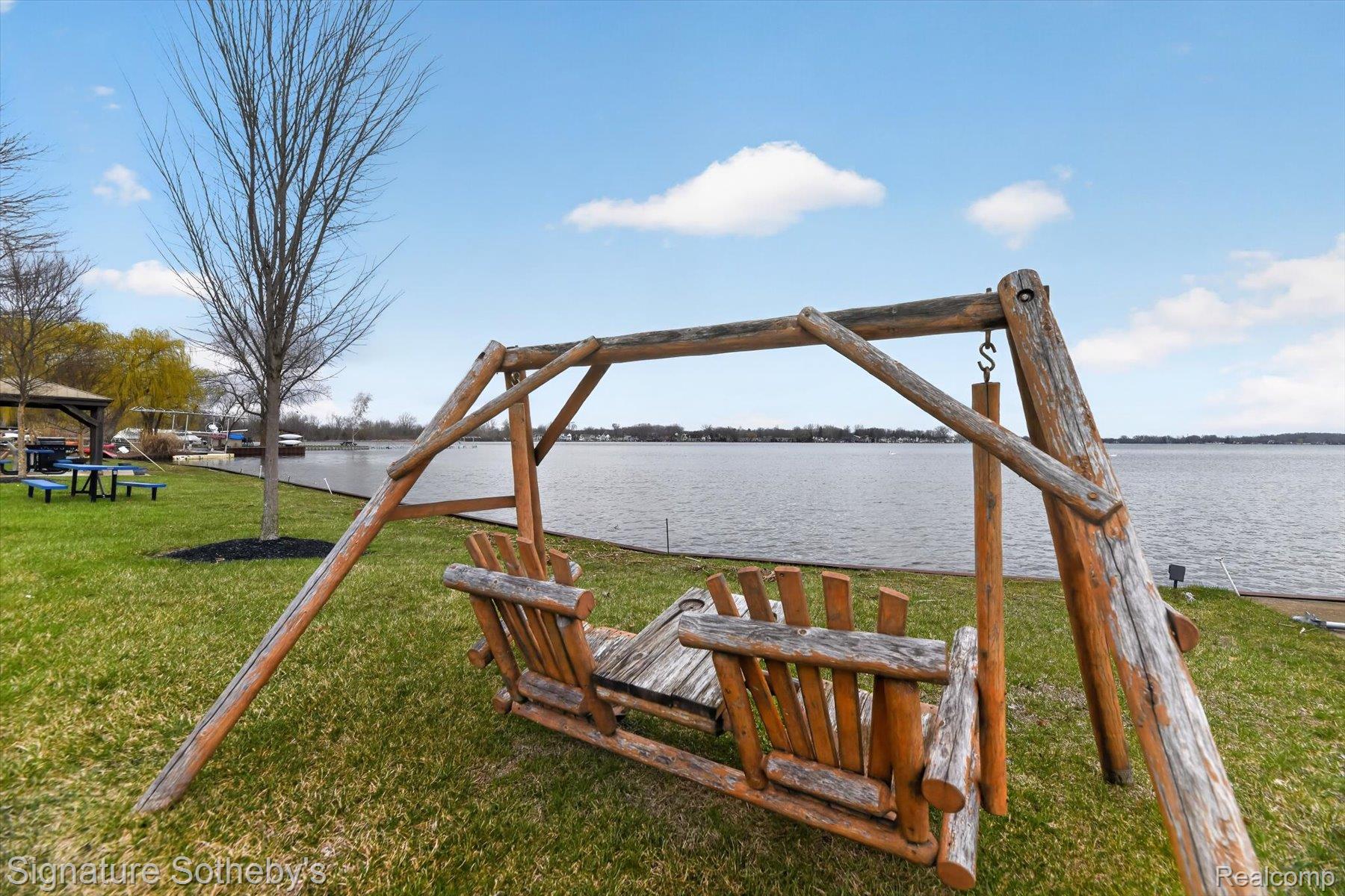 1155 S Lake Drive 71