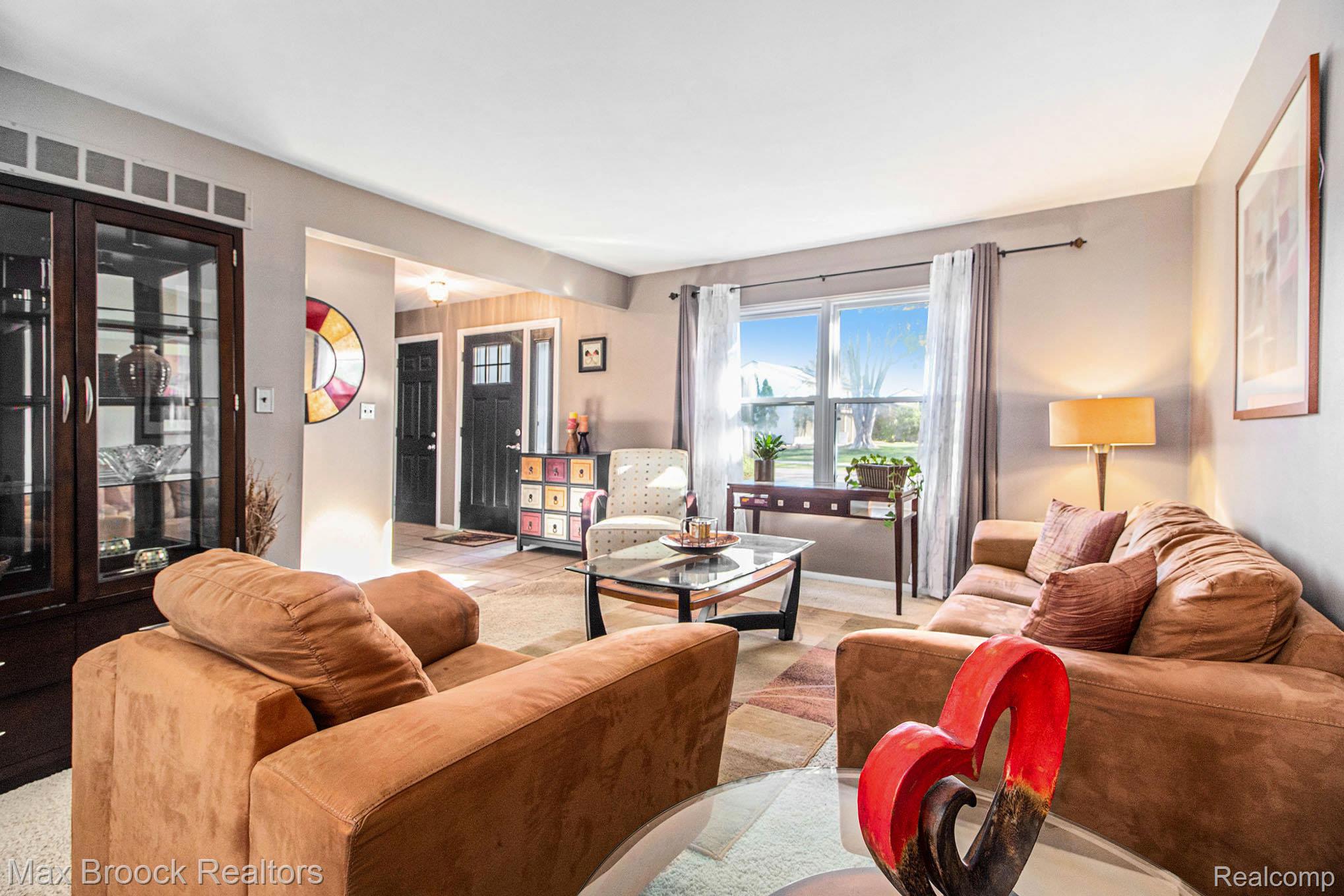 23267 Willowbrook Drive