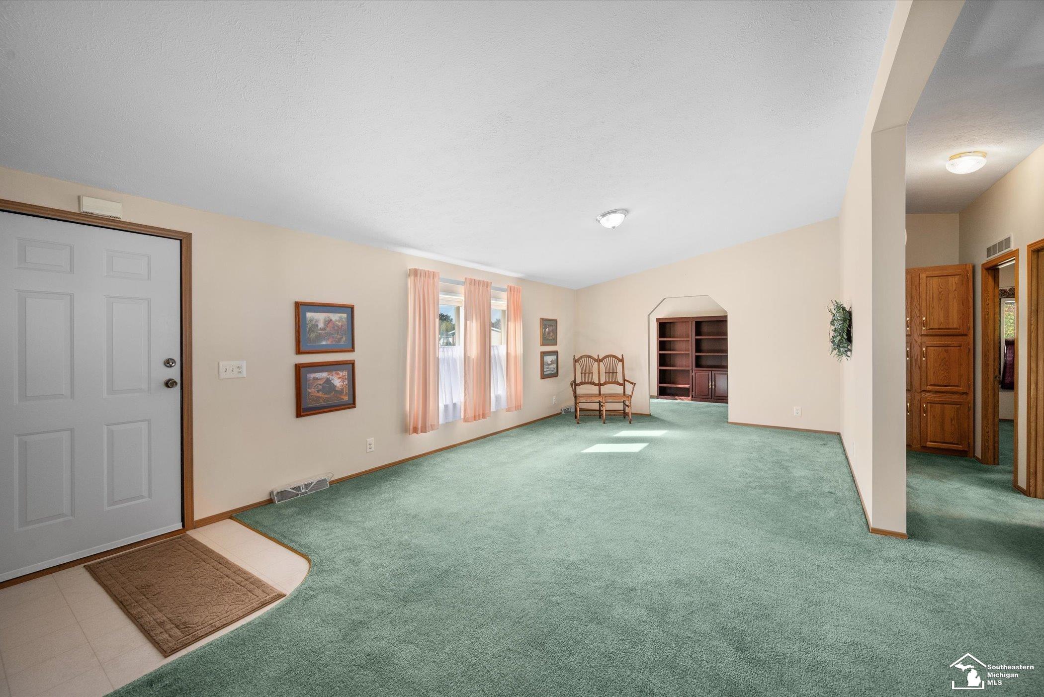 473 fife Drive