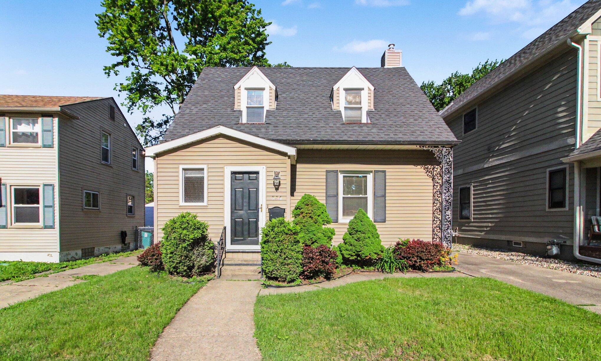826 Irving Avenue