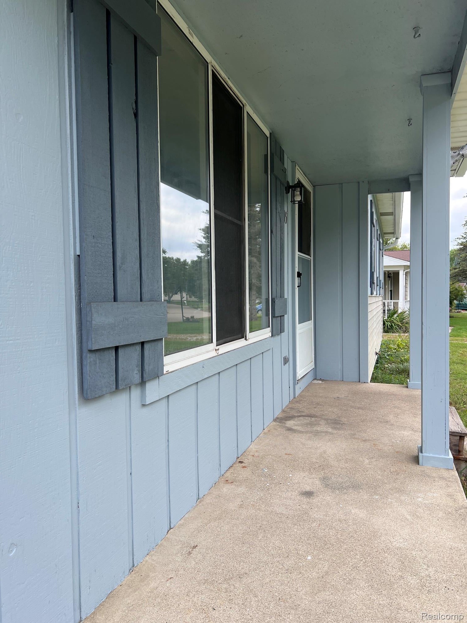 305 Scarlet Oak Lane