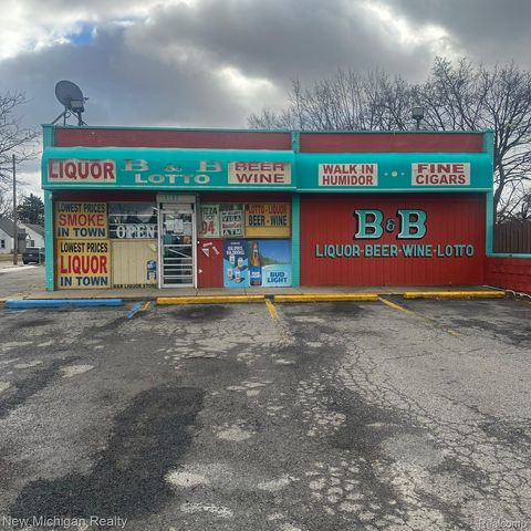 5102 9 Mile Rd Warren City MI 48091