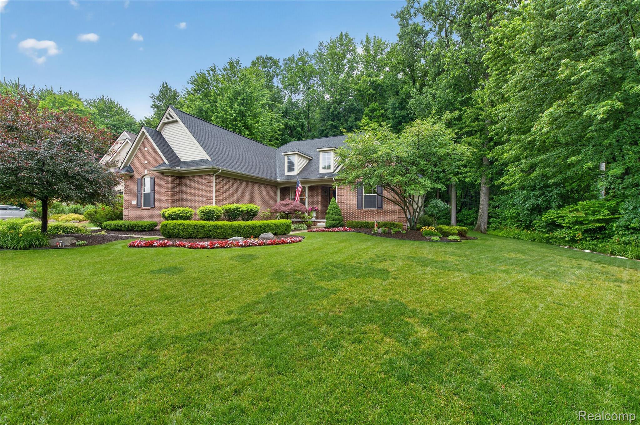 2512 Campbell Court