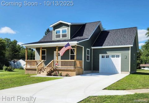 Photo of 2820 Angle Street, Marlette City, MI 48453 (MLS # 20251043078)