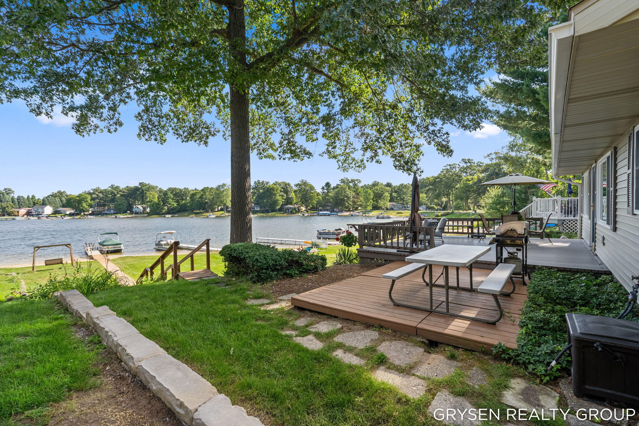 2176 W Lake Road