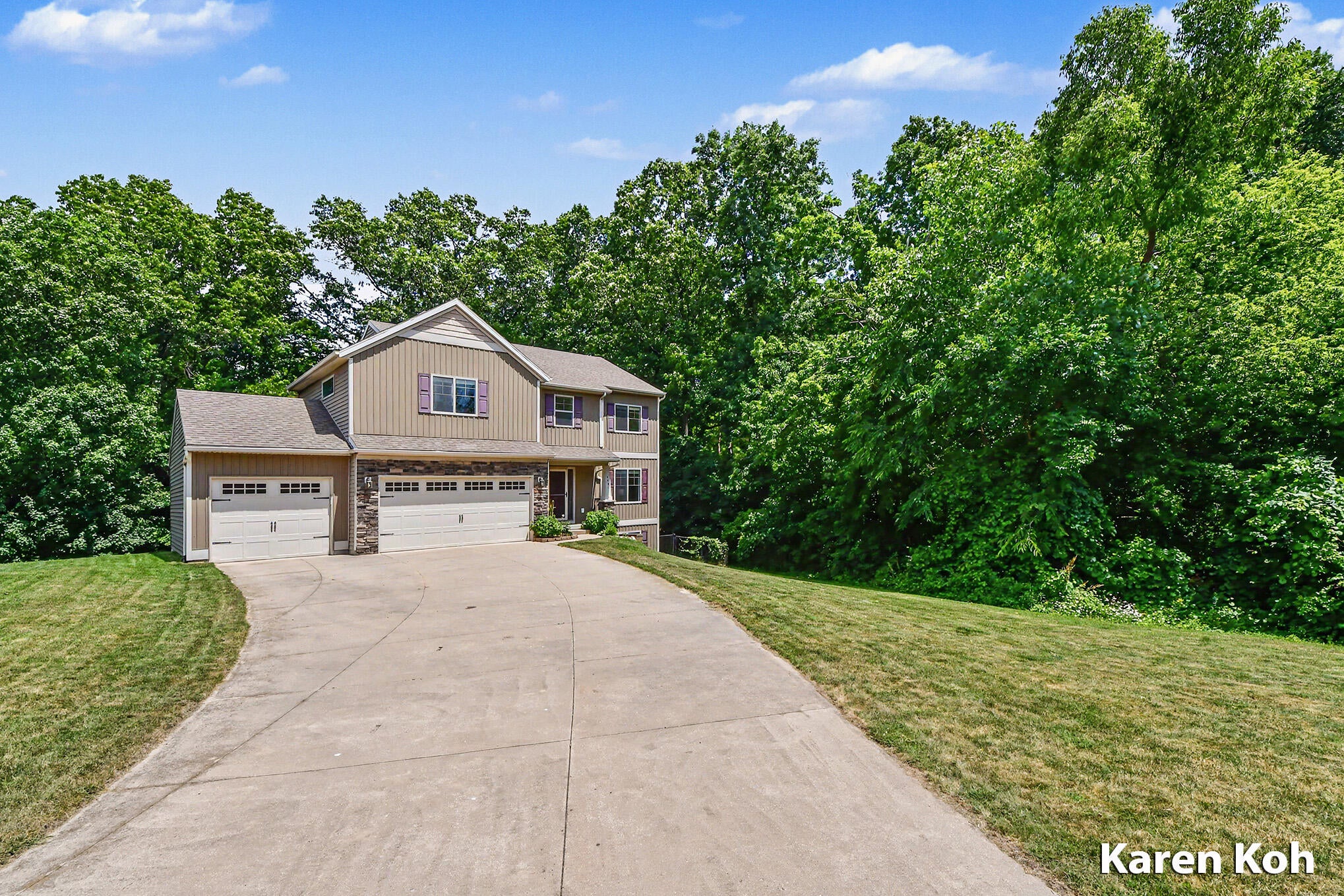 4521 Burton Forest Court SE