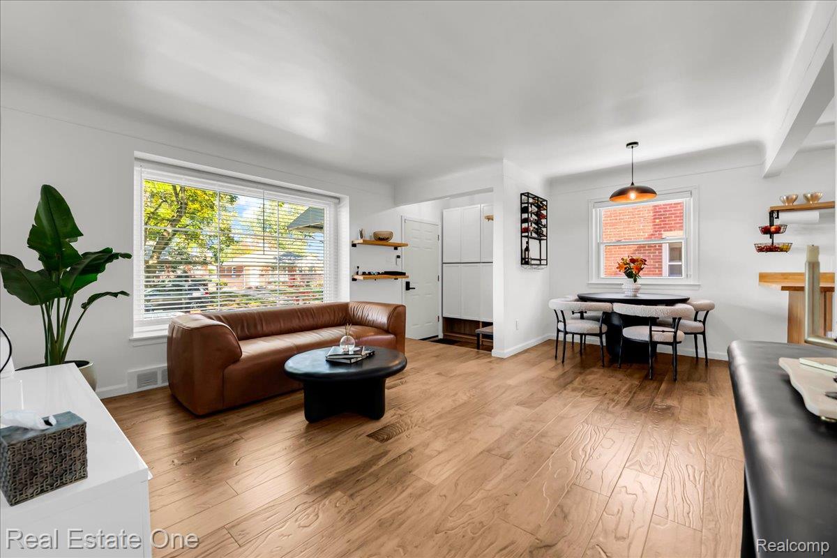 525 Charlotte Avenue
