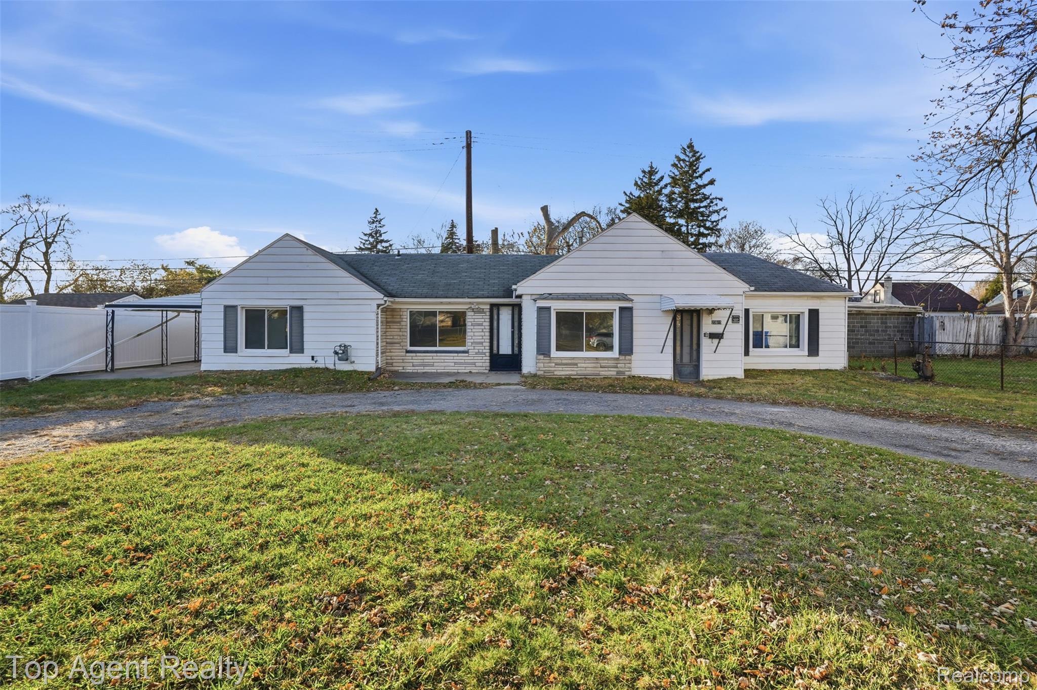 23615 Columbus Avenue