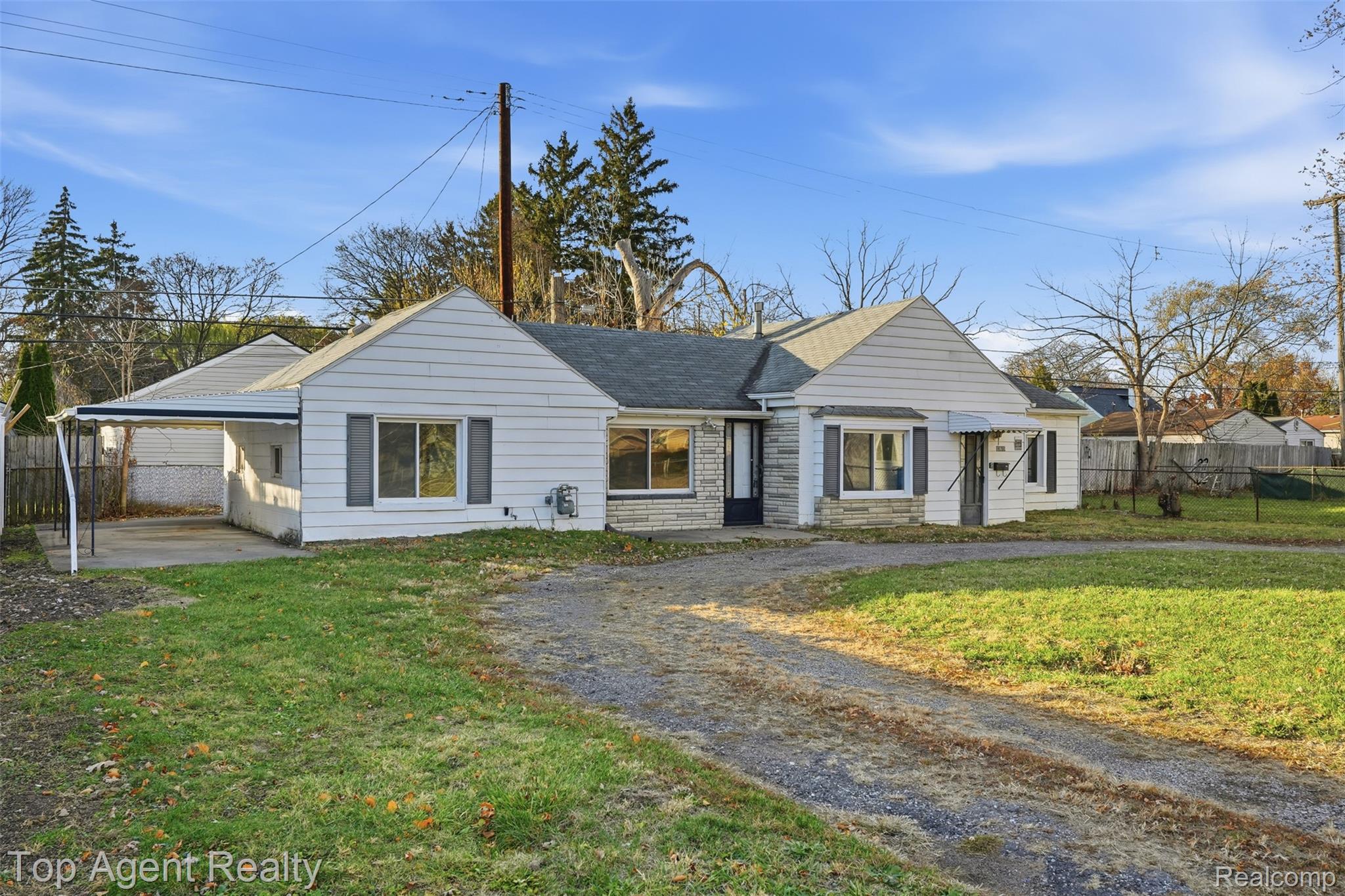 23615 Columbus Avenue