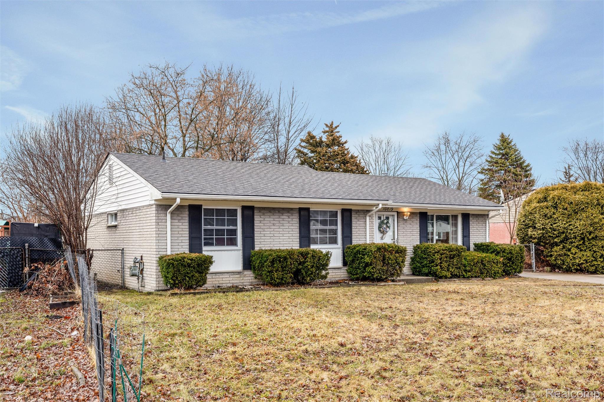 10819 Buchanan Street