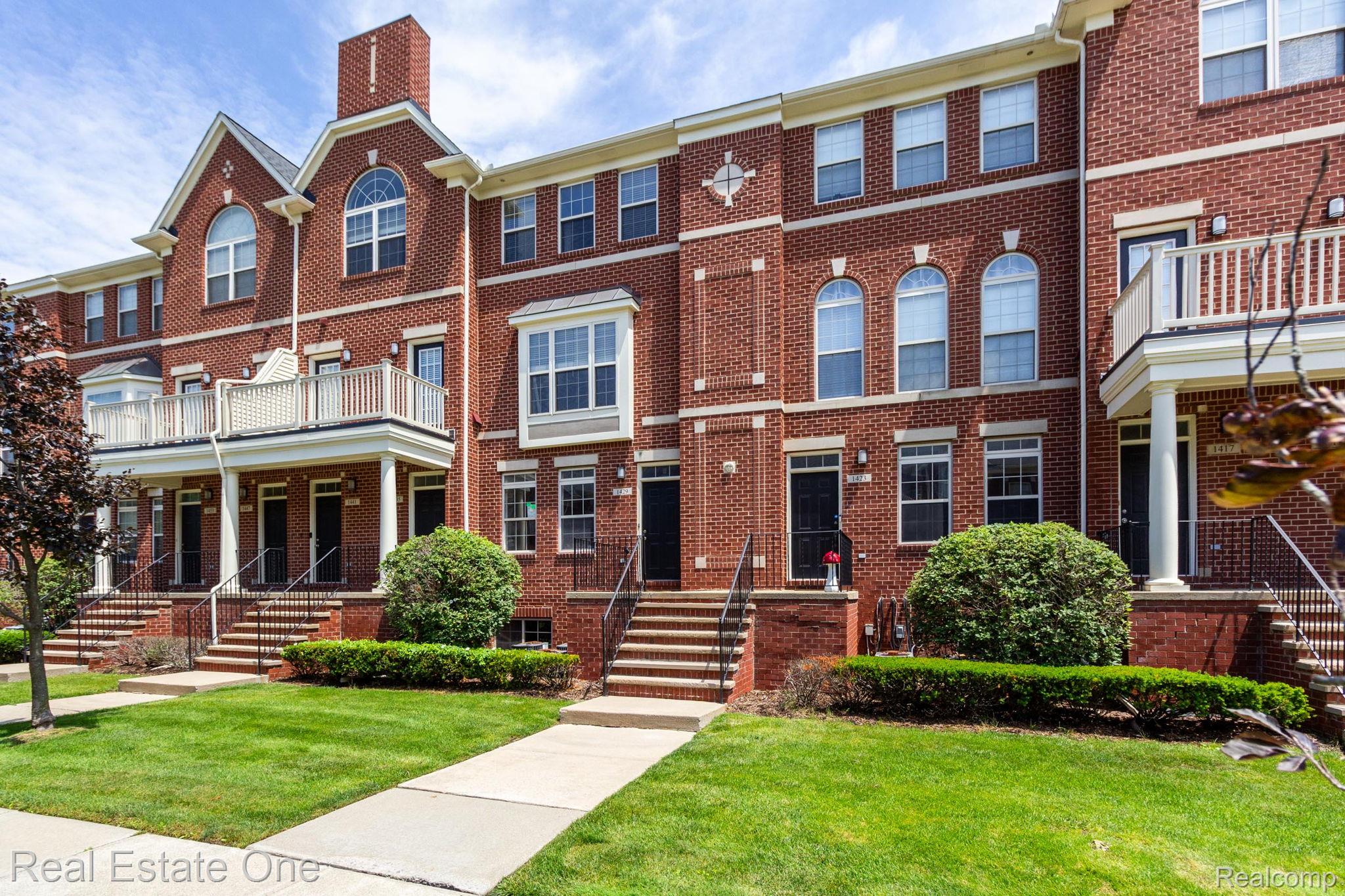 1429 Raliegh Place