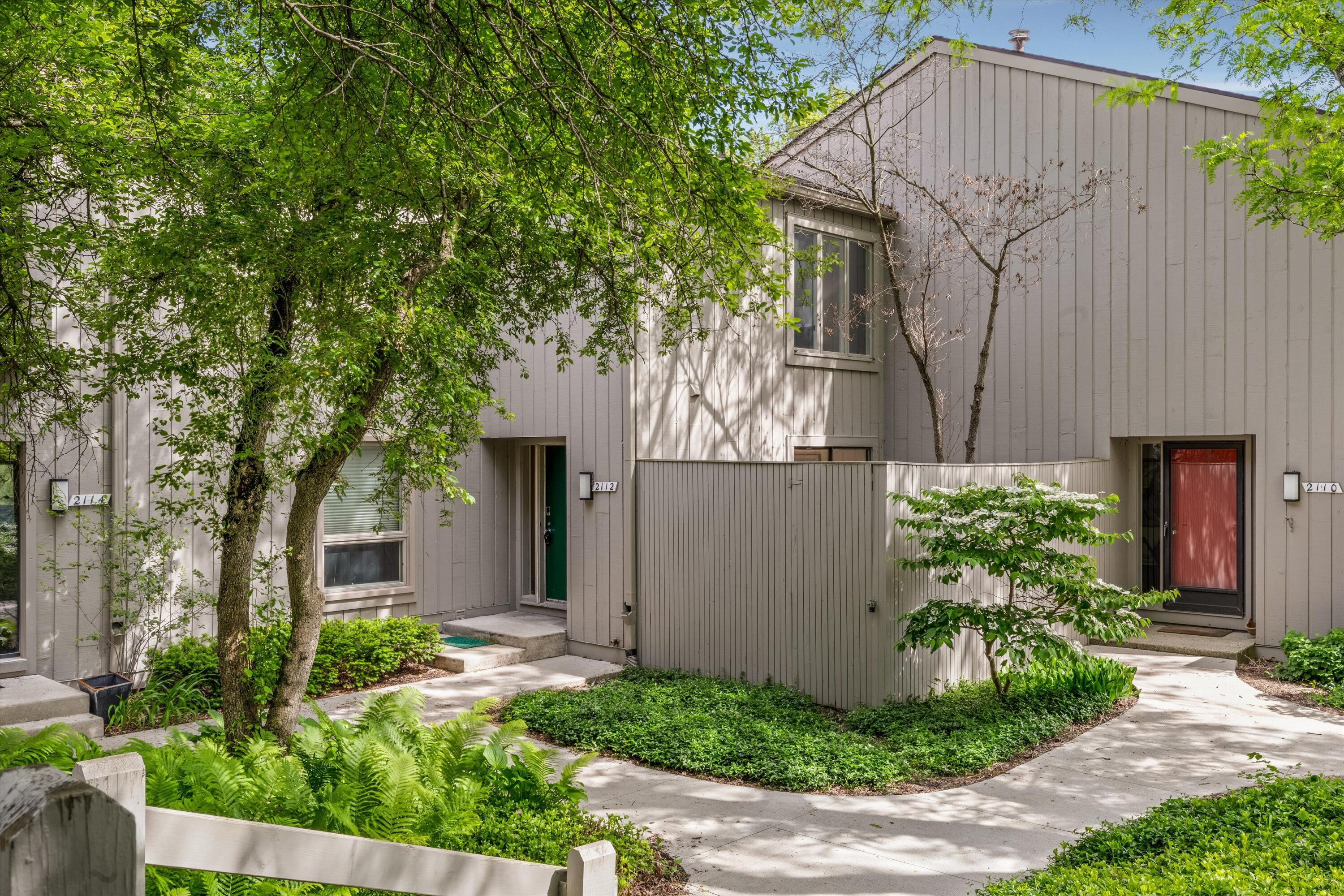2112 Overlook Court