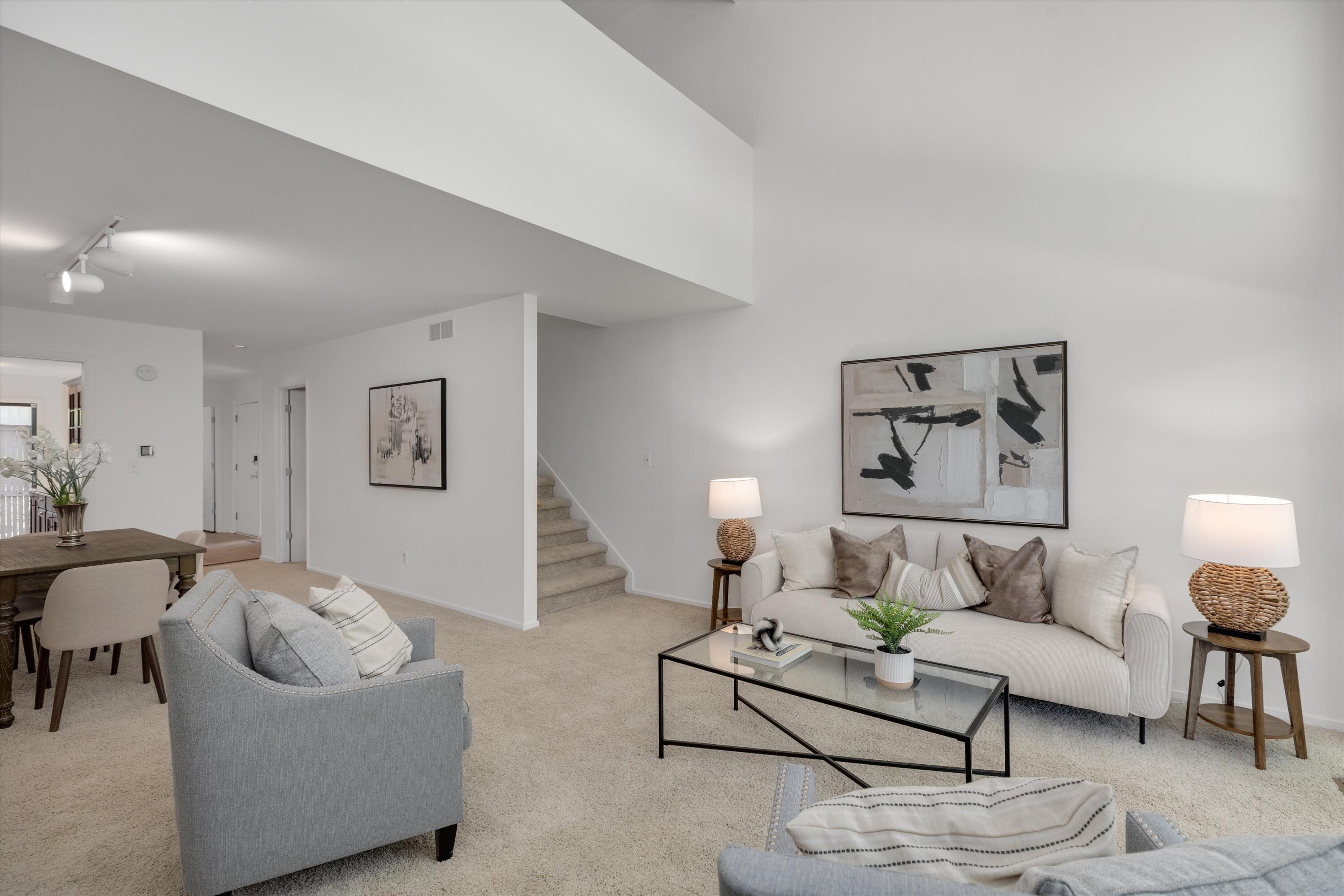 2112 Overlook Court