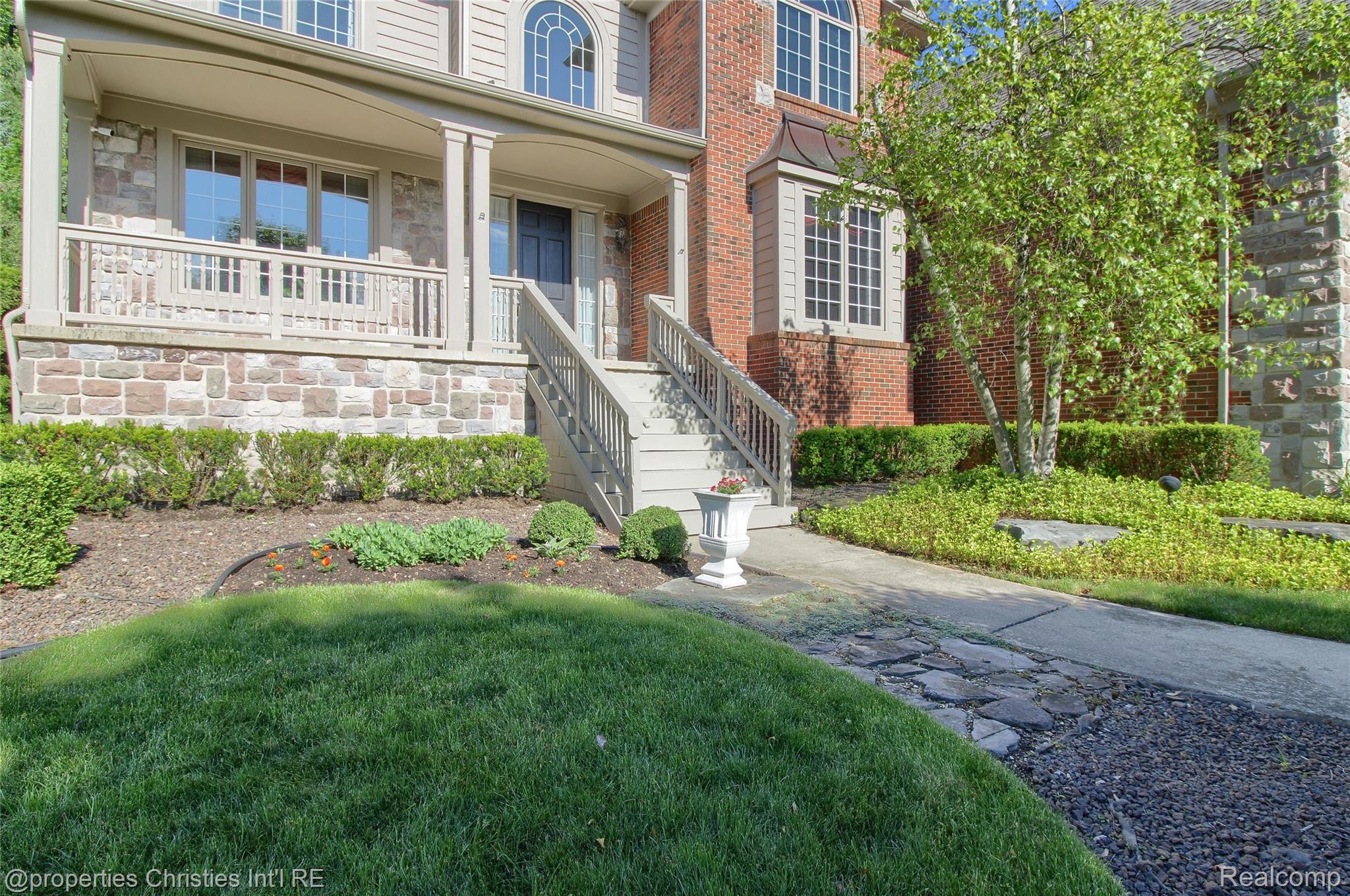 18241 Parkshore Drive